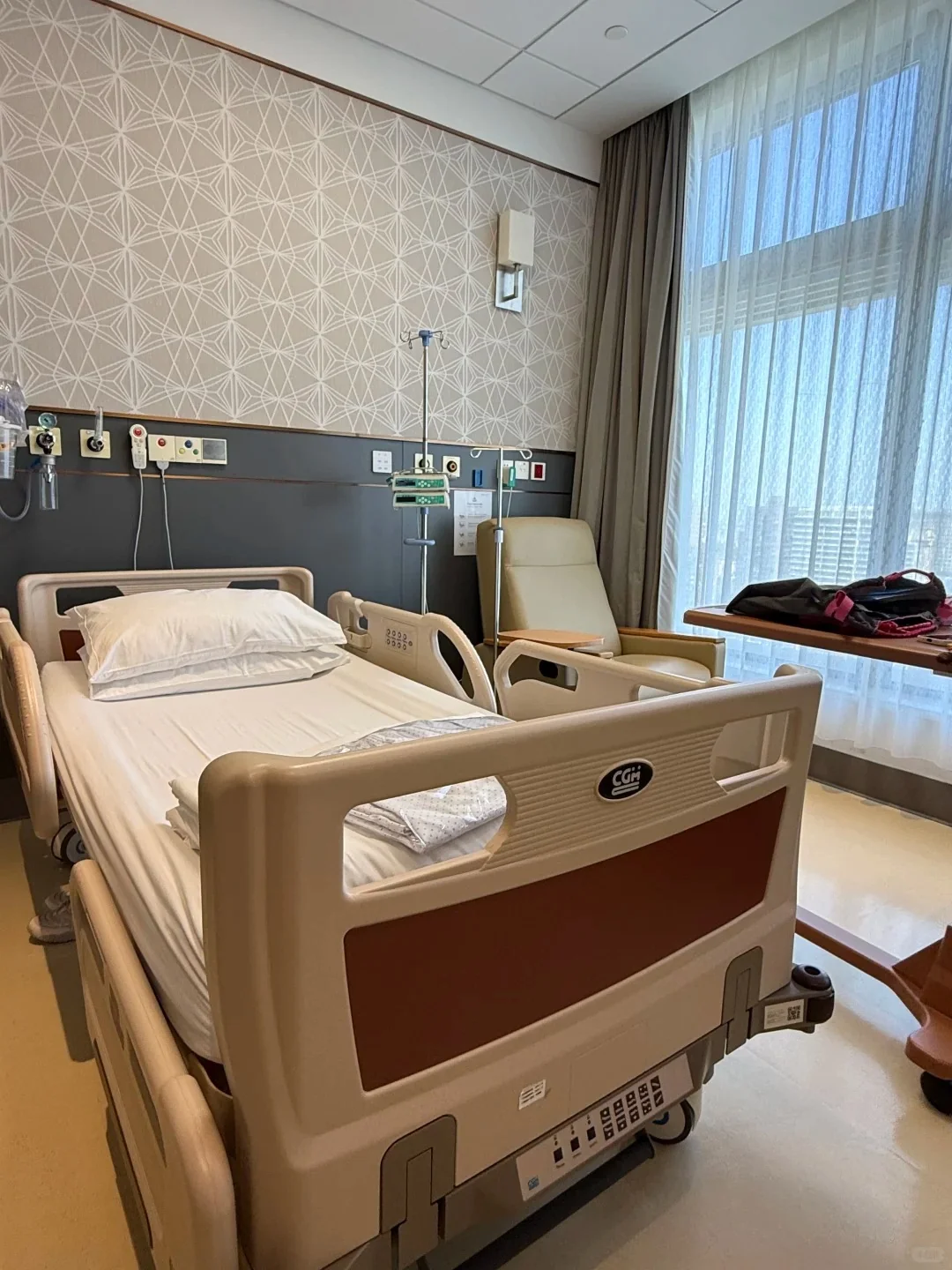 Hospital Room Equipment
